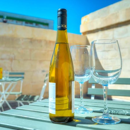 Charming 1Bedroom,Roof Terrace Near Valletta Dazz1-1 Il Furjana Bagian luar foto