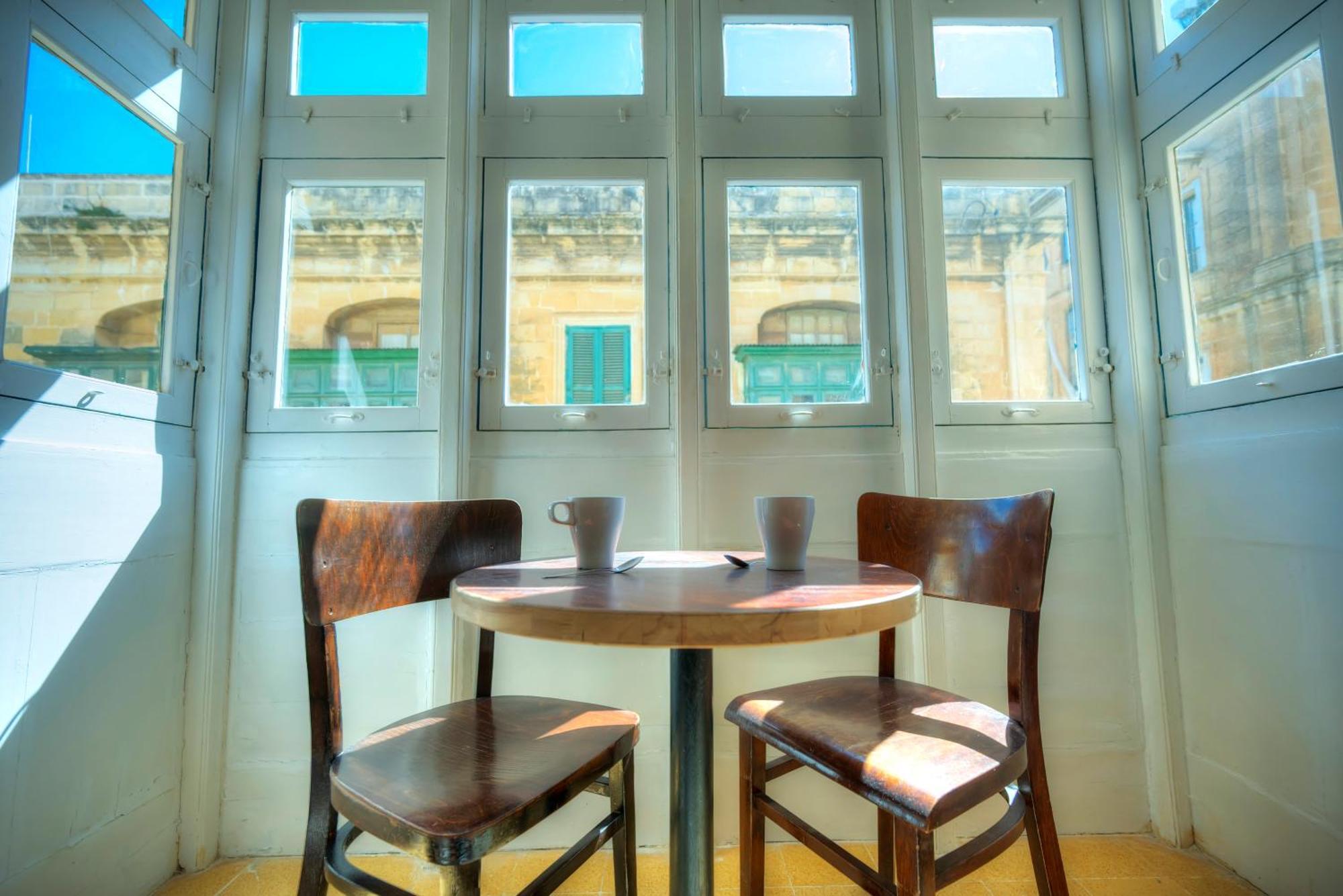 Charming 1Bedroom,Roof Terrace Near Valletta Dazz1-1 Il Furjana Bagian luar foto